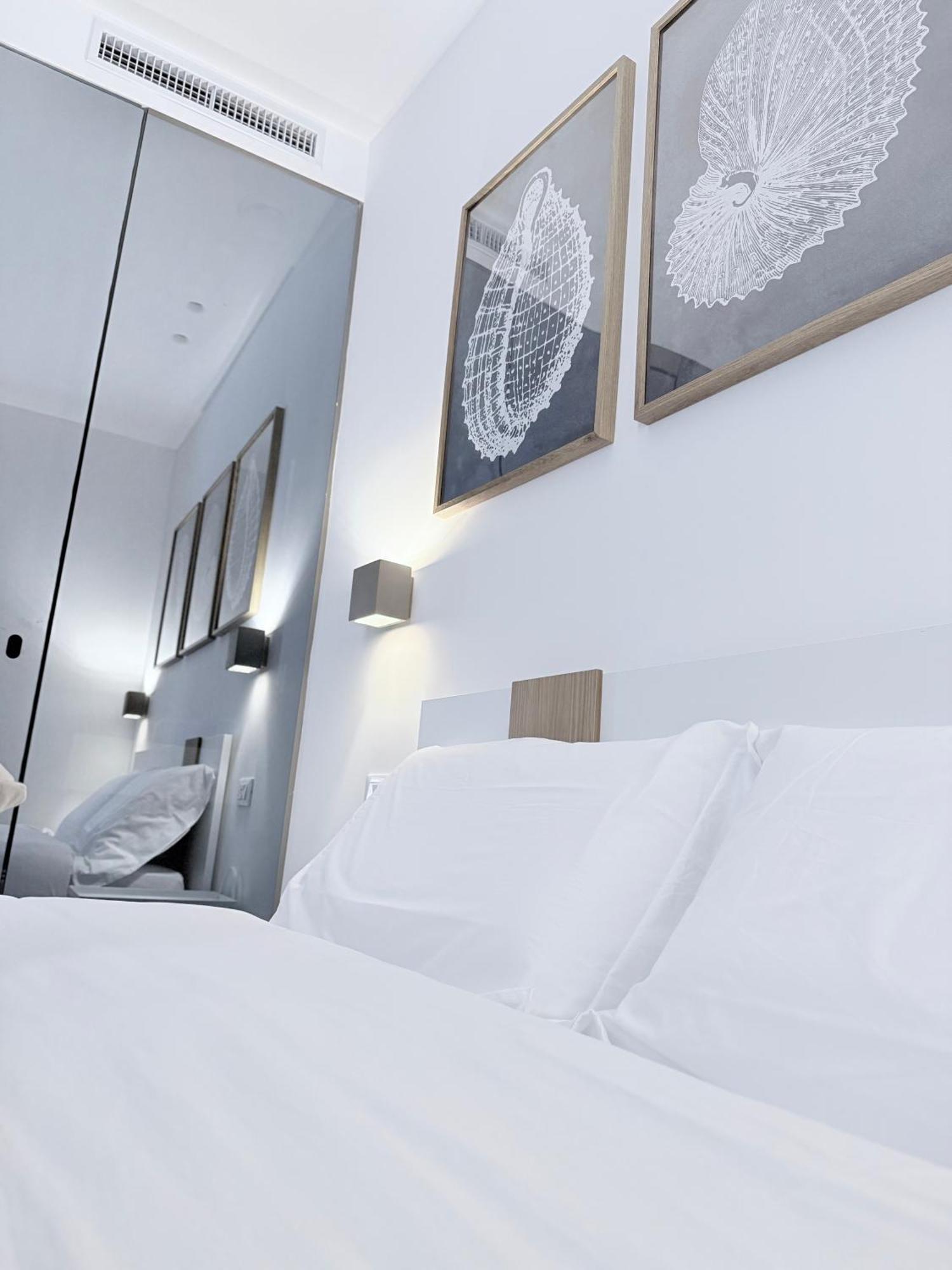 Santa Rosalia Suites Palermo Exterior photo