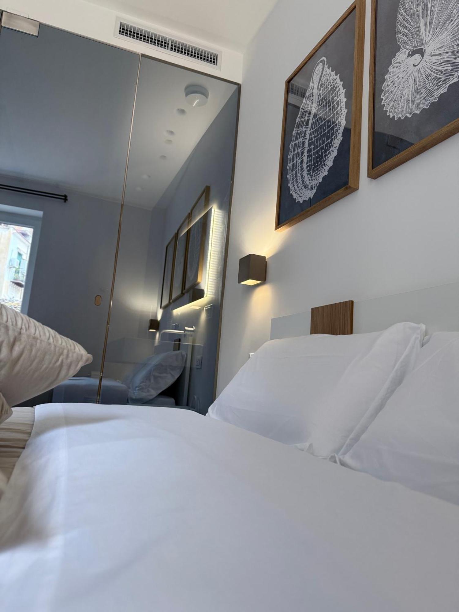 Santa Rosalia Suites Palermo Exterior photo